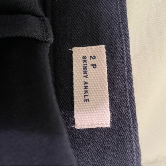 Gap navy capris 2P - Picture 5 of 9